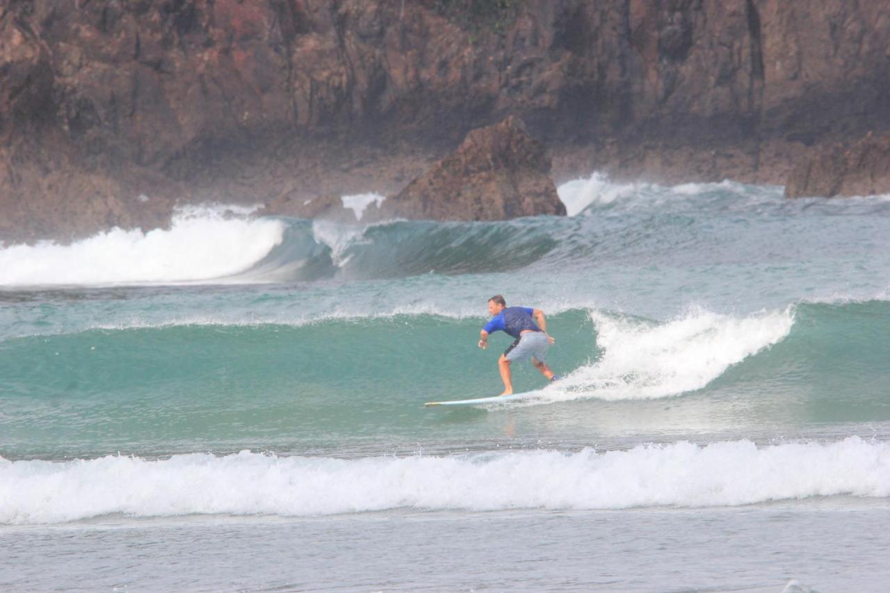 Jembrana Ayolah Surf House &Surf Camp 아파트 외부 사진