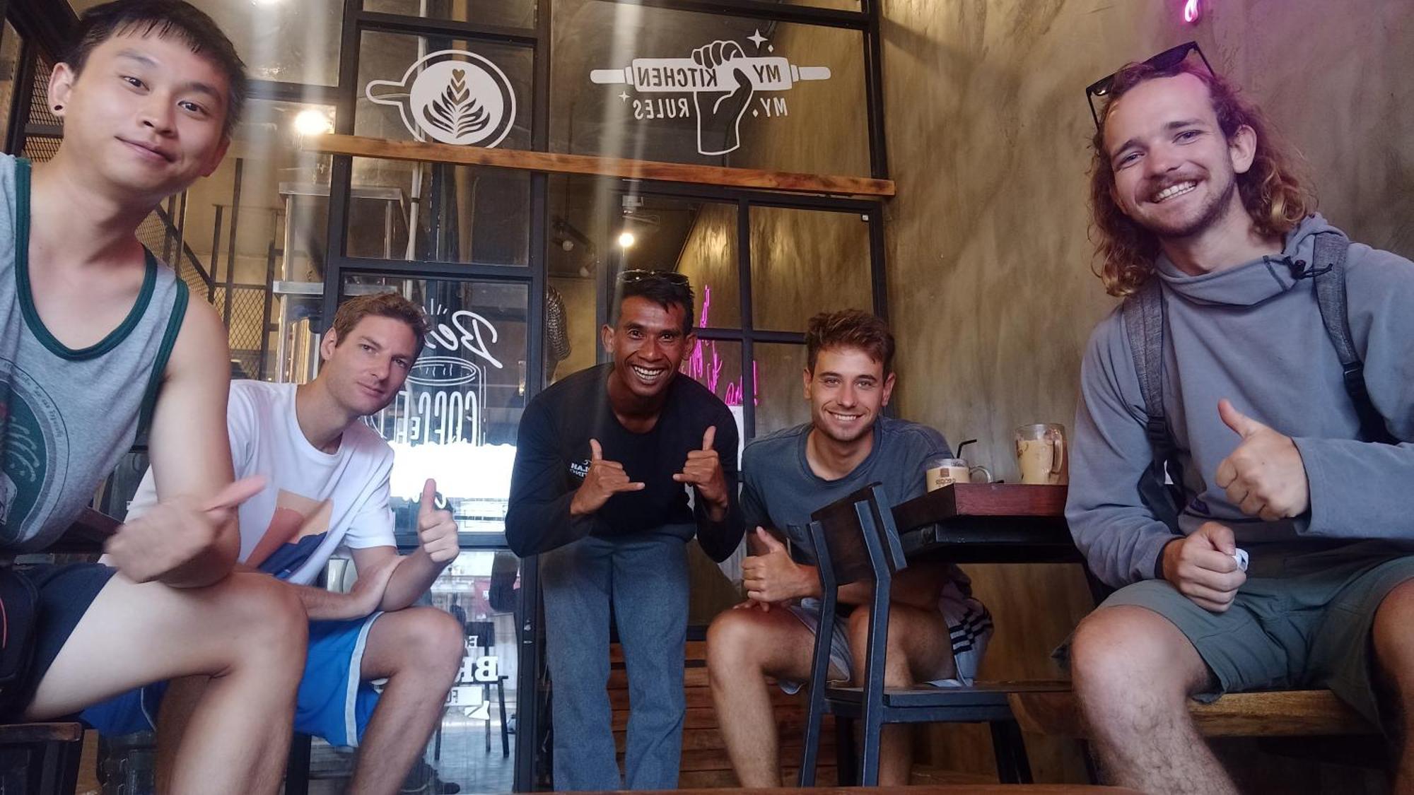 Jembrana Ayolah Surf House &Surf Camp 아파트 외부 사진